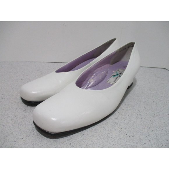 *Designer Ros Hommerson Off White Squared Almond Toe Dress Pumps - Size 10.5M - Picture 2 of 8